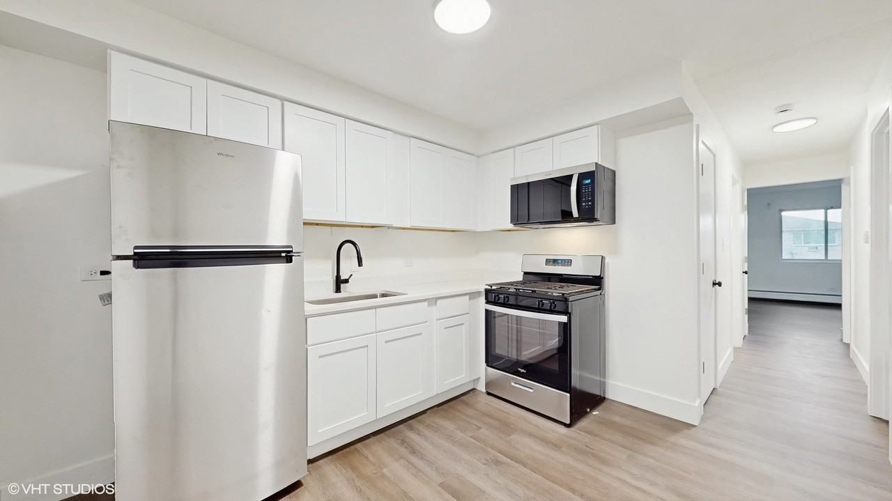 10410 Michael Todd Terrace #2E - Photo 7 of 15