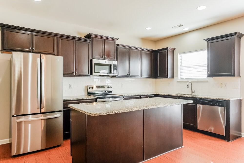 97 Gaillardia Way - Photo 7 of 17