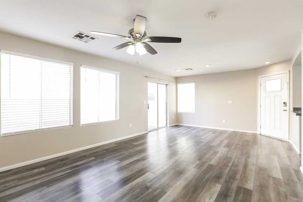 9450 Havasu Canyon Ave - Photo 4 of 17