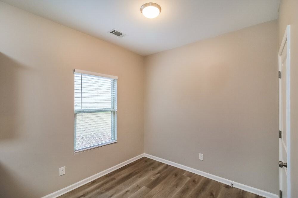 3482 Sandstone Trl Se - Photo 7 of 16