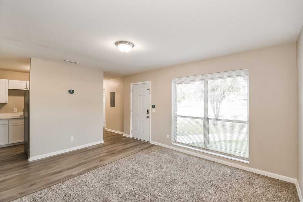 5135 Archery Avenue - Photo 3 of 16