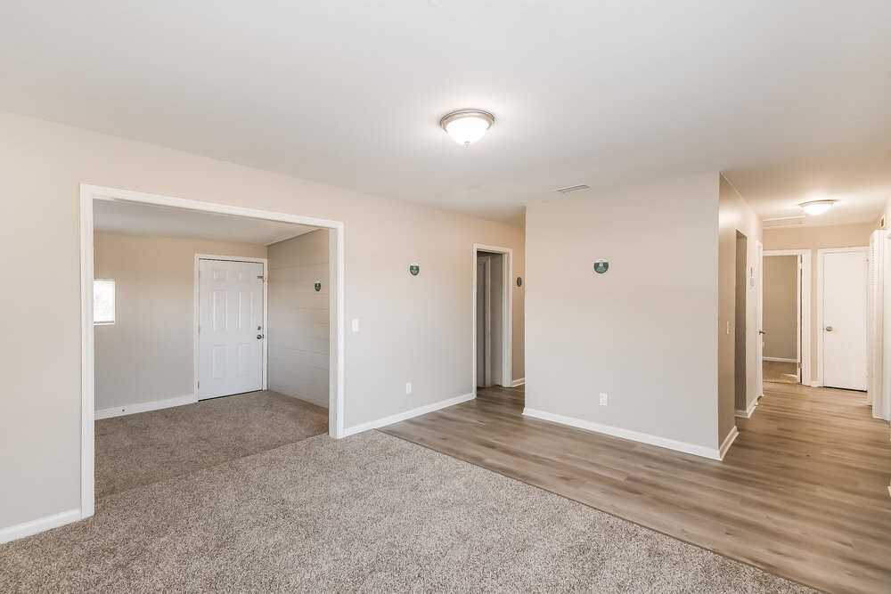 5135 Archery Avenue - Photo 4 of 16