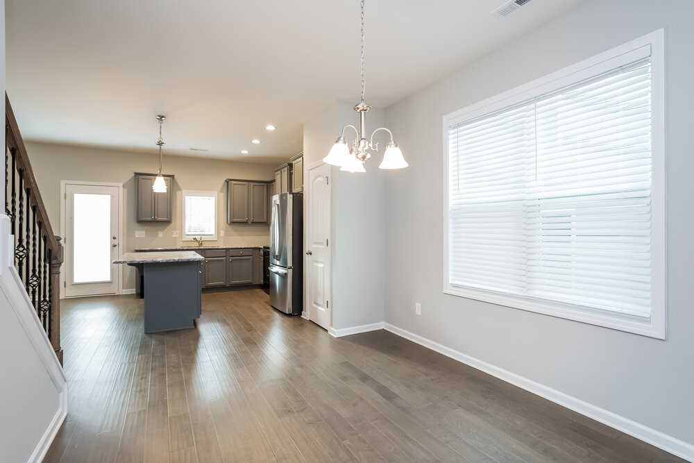 395 Crawford Parkway - Photo 4 of 15