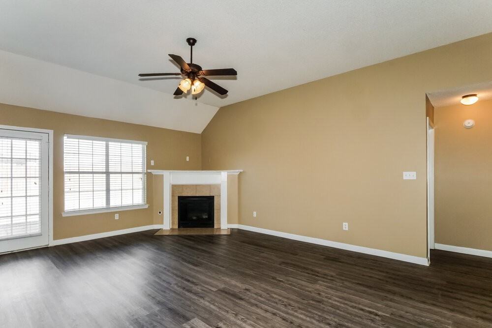 6776 Anna May Drive - Photo 5 of 17