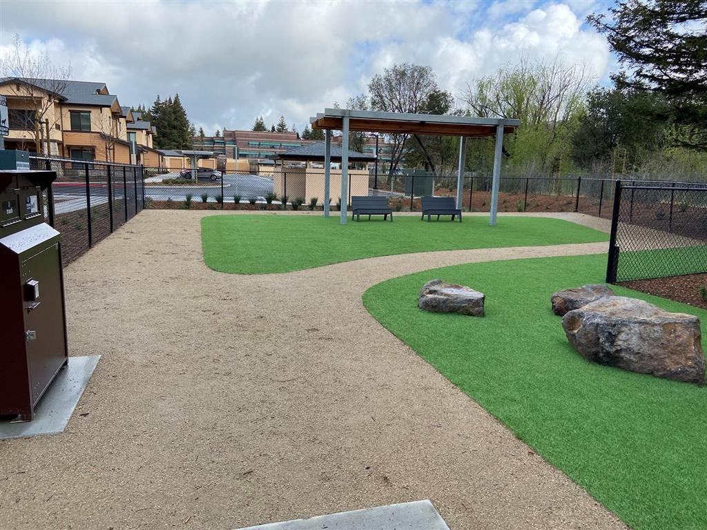 Hopper Lane Apartments - Photo 4 of 6