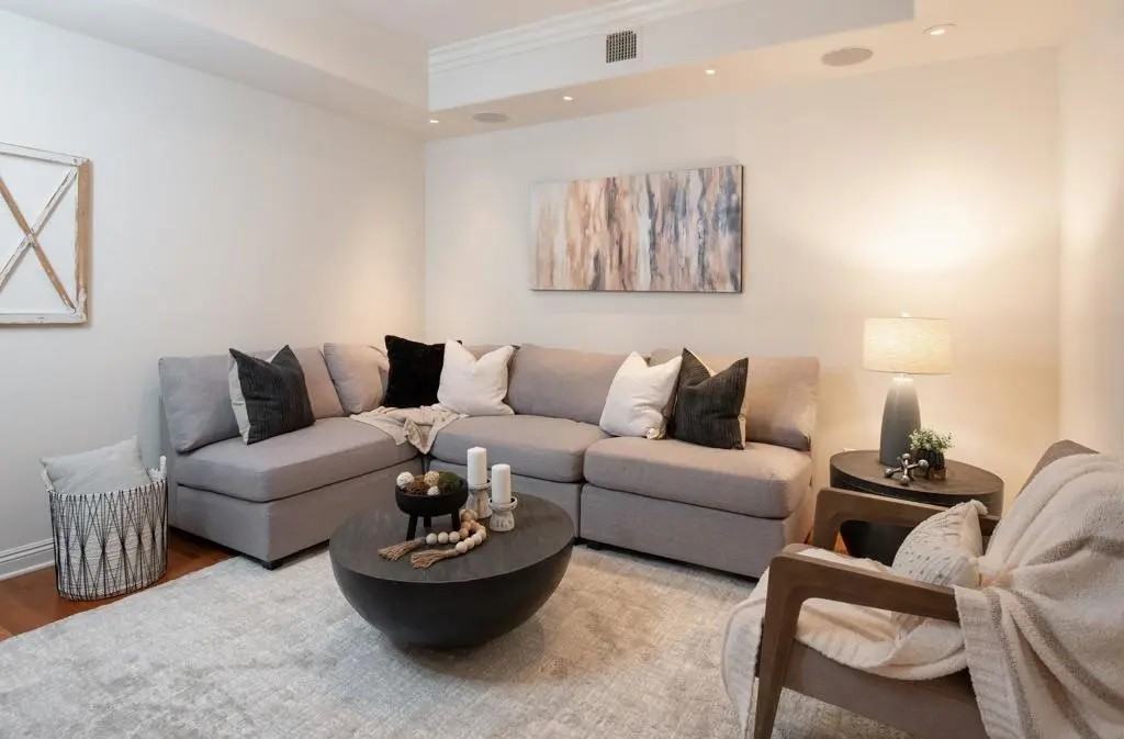 464 Prospect Street - Photo 3 of 13