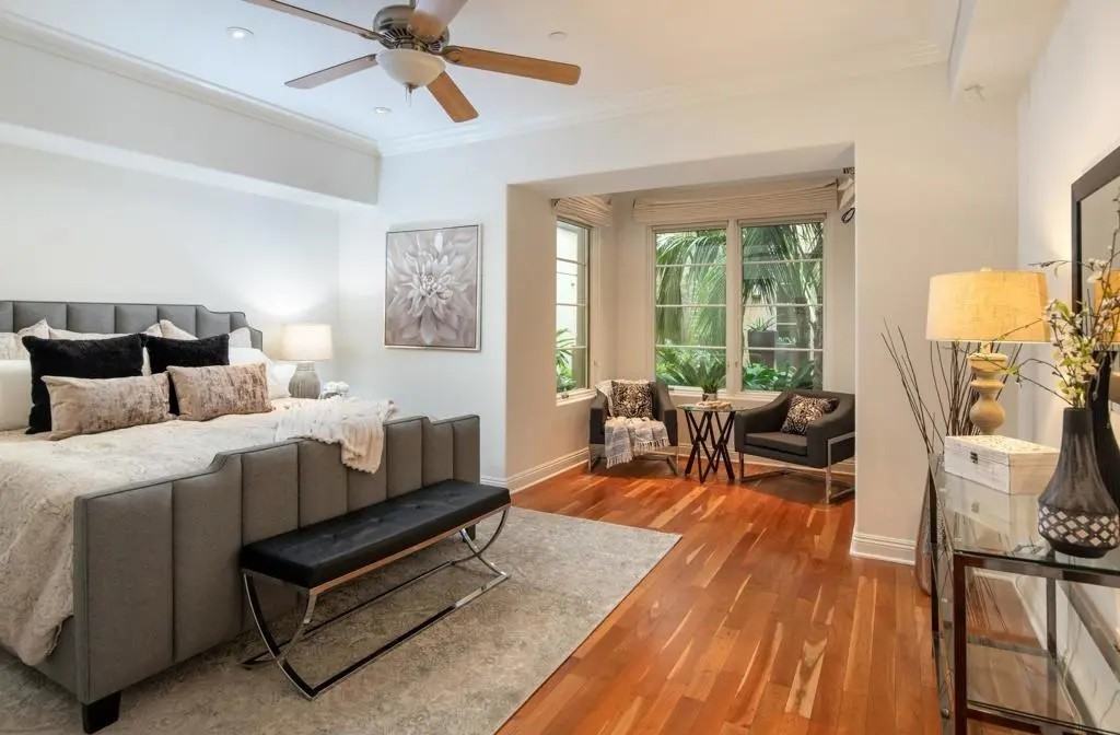 464 Prospect Street - Photo 7 of 13