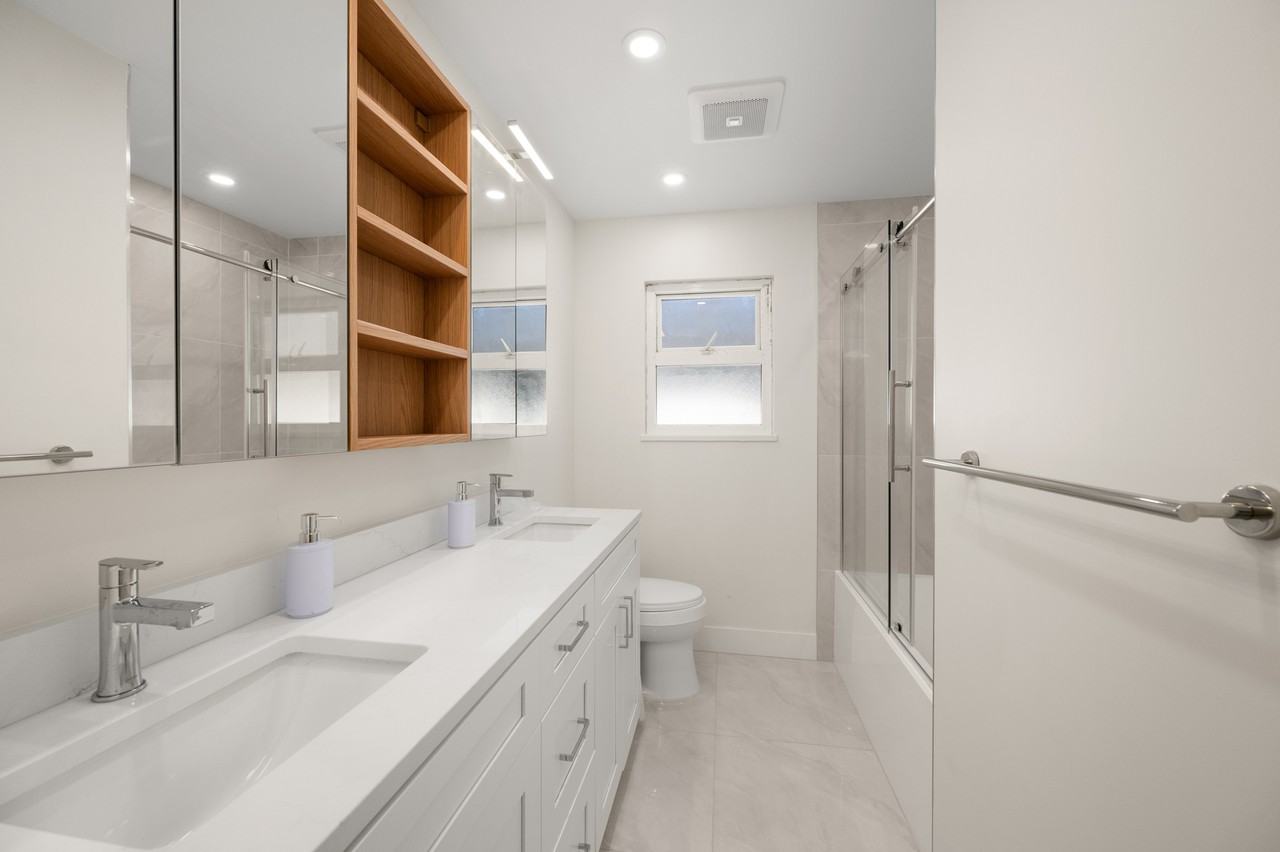 7175 Elwell Street - Photo 5 of 23