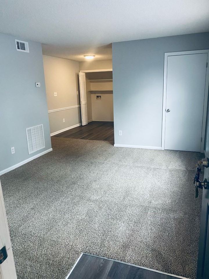 1101 Brookway West Dr - Photo 7 of 33