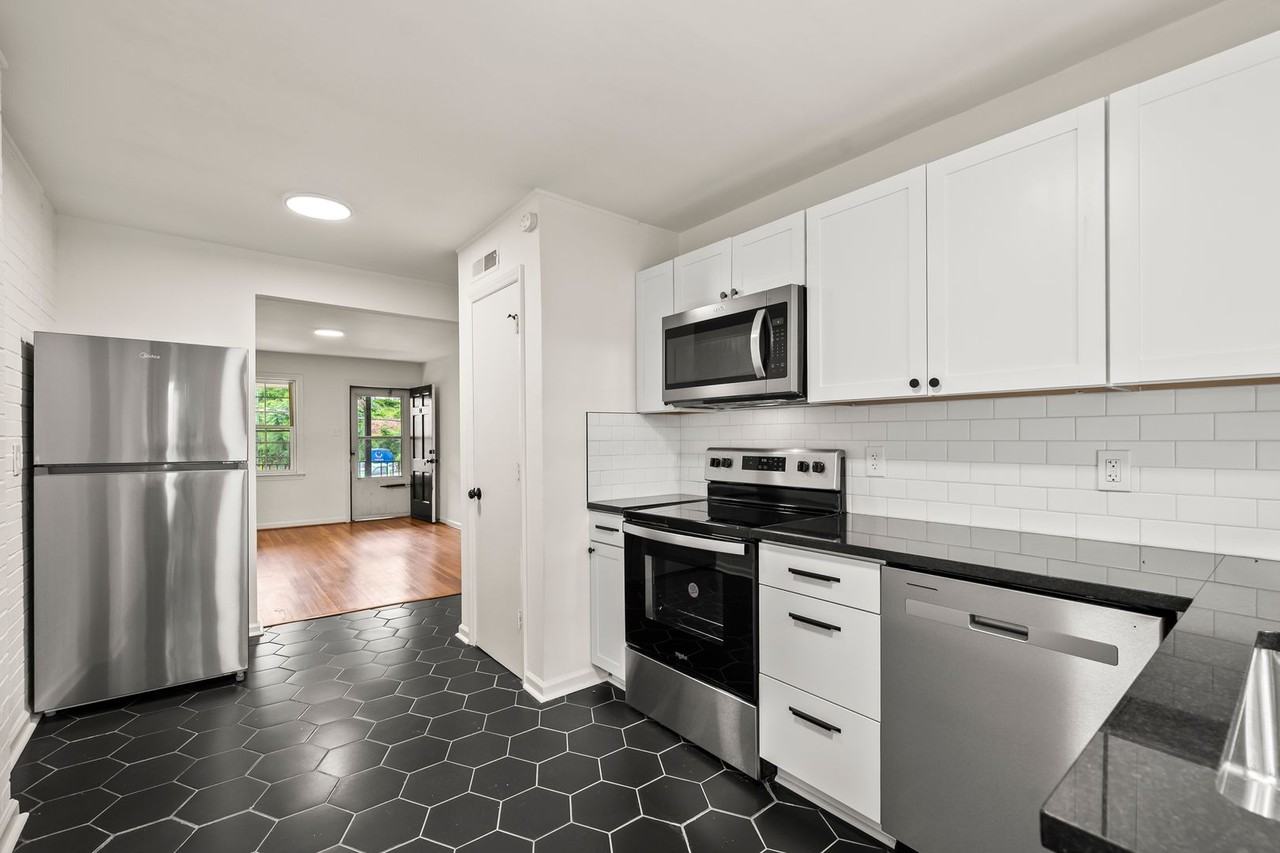 Highland Commons - Photo 5 of 30