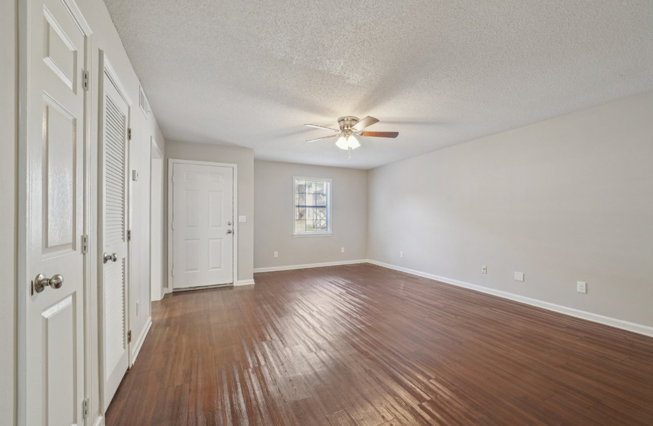 Ridge View Apartments - Photo 7 of 50