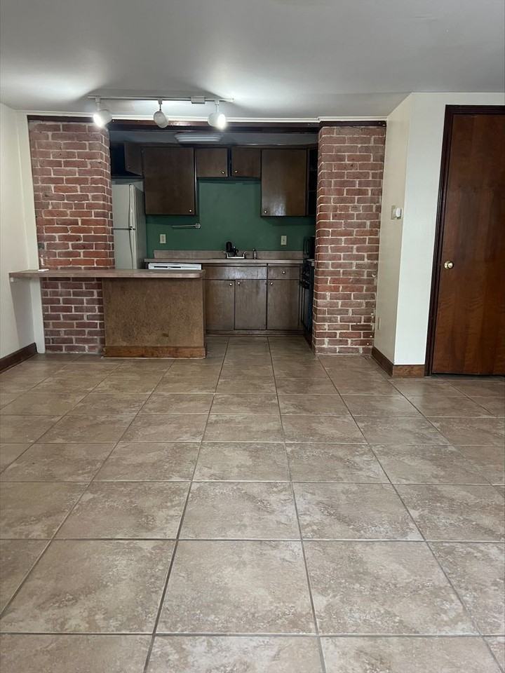 fwc3116 - Photo 4 of 10