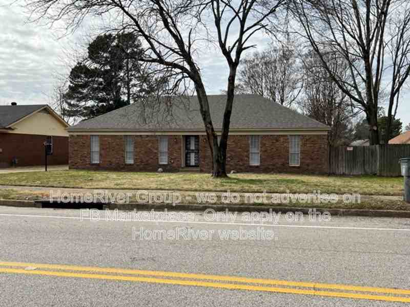 4983 Hornsby Dr - Photo 3 of 22