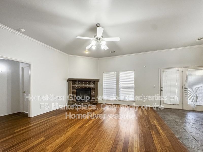 2801 Nw 170th St - Photo 4 of 25