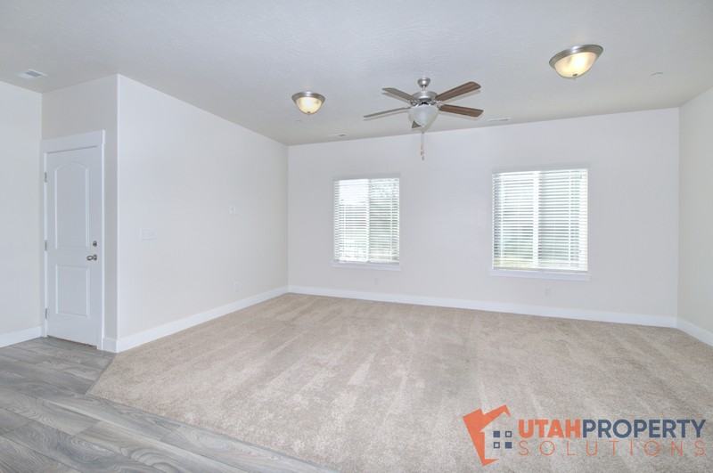 1807 N Crest Rd - Photo 5 of 23