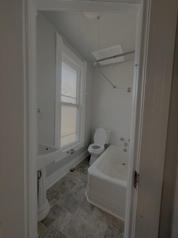 1329 11th Ave - Photo 2 of 8