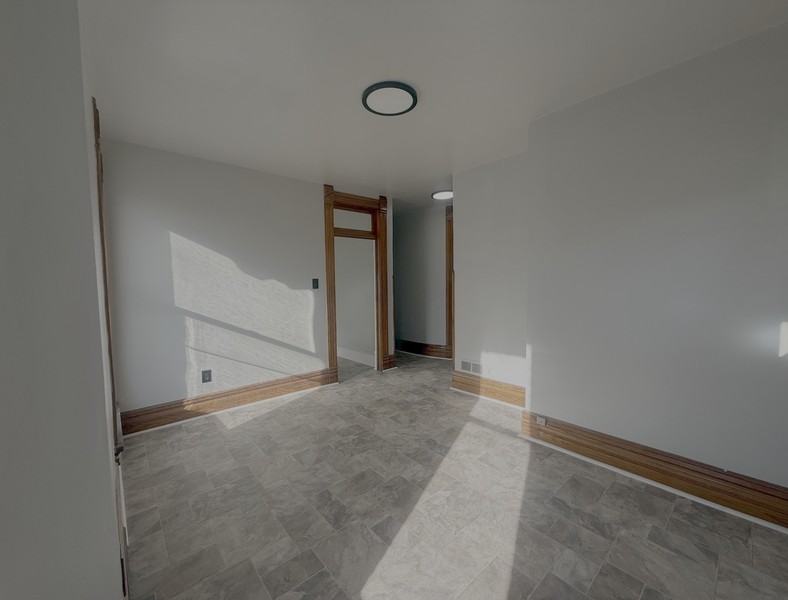 1329 11th Ave - Photo 7 of 8