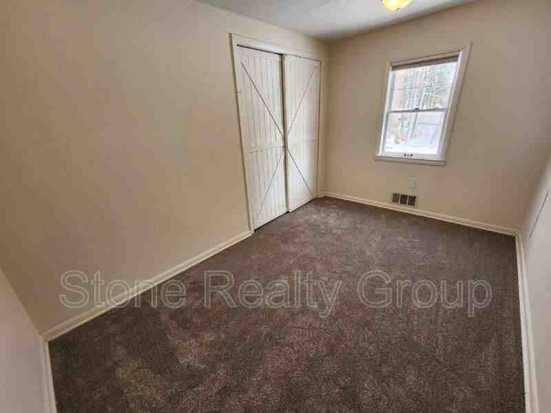 44 Allendale Lane - Photo 6 of 16