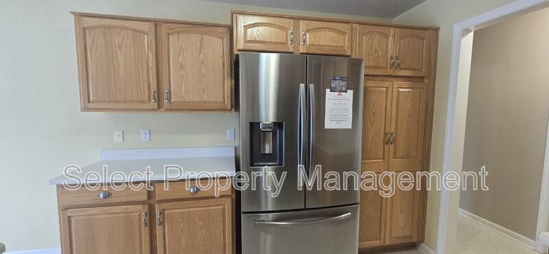 2515 Sugar Tree Dr - Photo 7 of 30