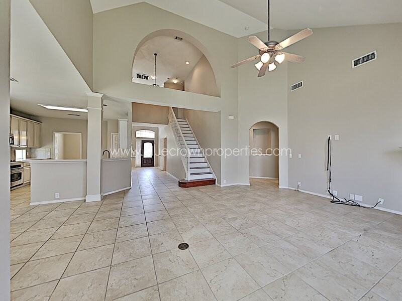 2440 Kingsley Dr - Photo 2 of 21