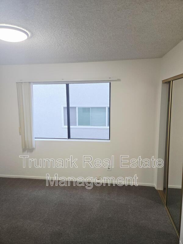 553 East Orange Grove Avenue #C - Photo 5 of 32