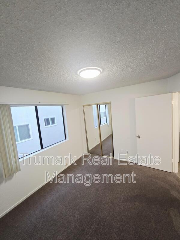 553 East Orange Grove Avenue #C - Photo 6 of 32