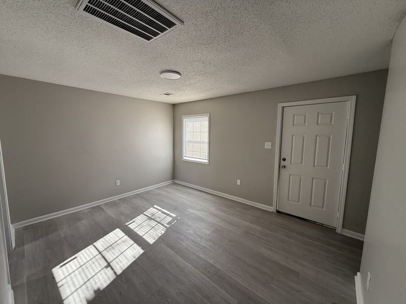 1157 N Belvedere Blvd - Photo 5 of 17