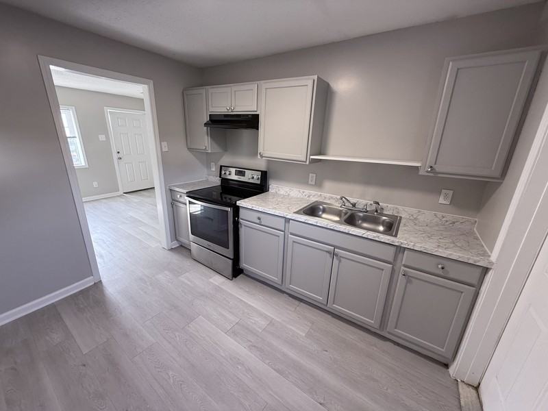 1155 North Belvedere Boulevard - Photo 2 of 13