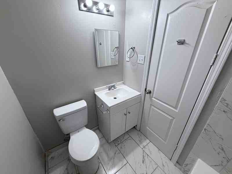 1155 North Belvedere Boulevard - Photo 7 of 13