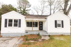 featured image of 210 South Lovell Avenue