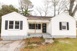 210 South Lovell Avenue - Photo 1 of 1