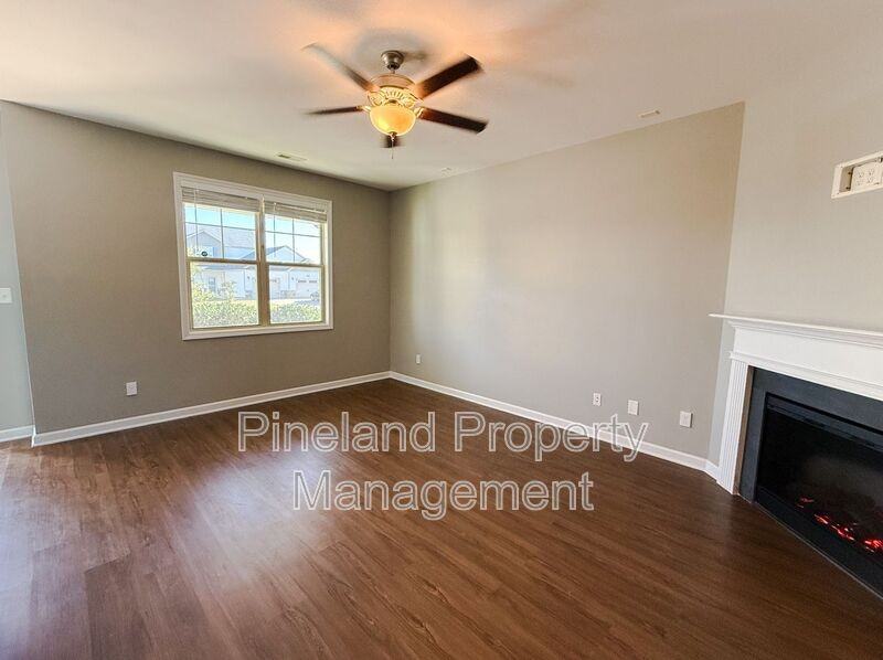 268 Chatfield Drive - Photo 3 of 20