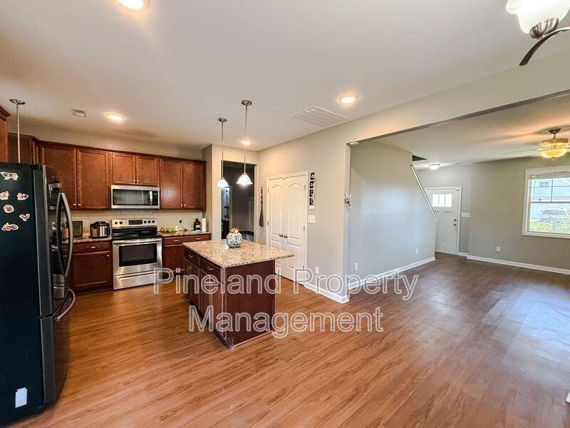 268 Chatfield Drive - Photo 5 of 20