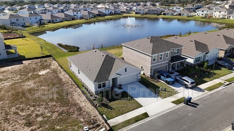 18220 Canapy Place - Photo 2 of 27