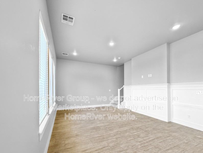 2608 Crescent Ave - Photo 4 of 25