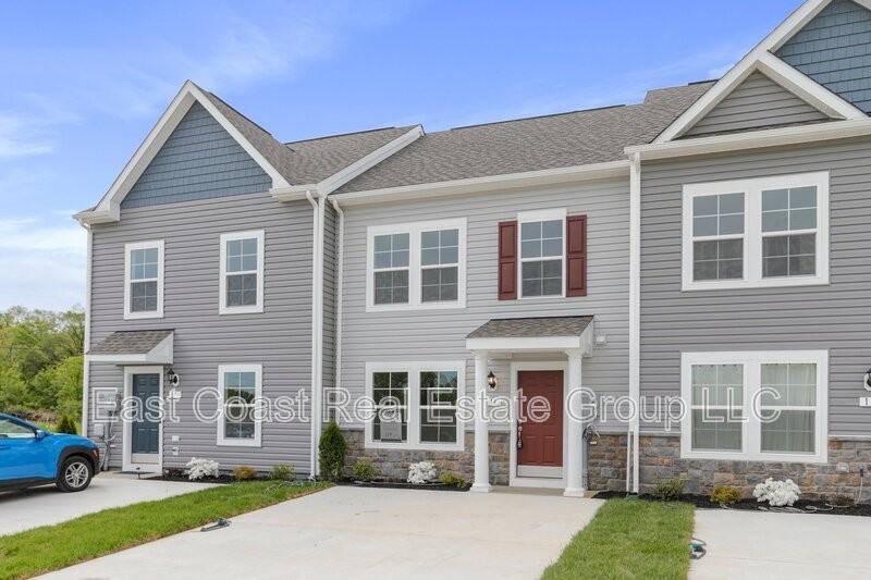 11 Mengel Rd - Photo 3 of 37