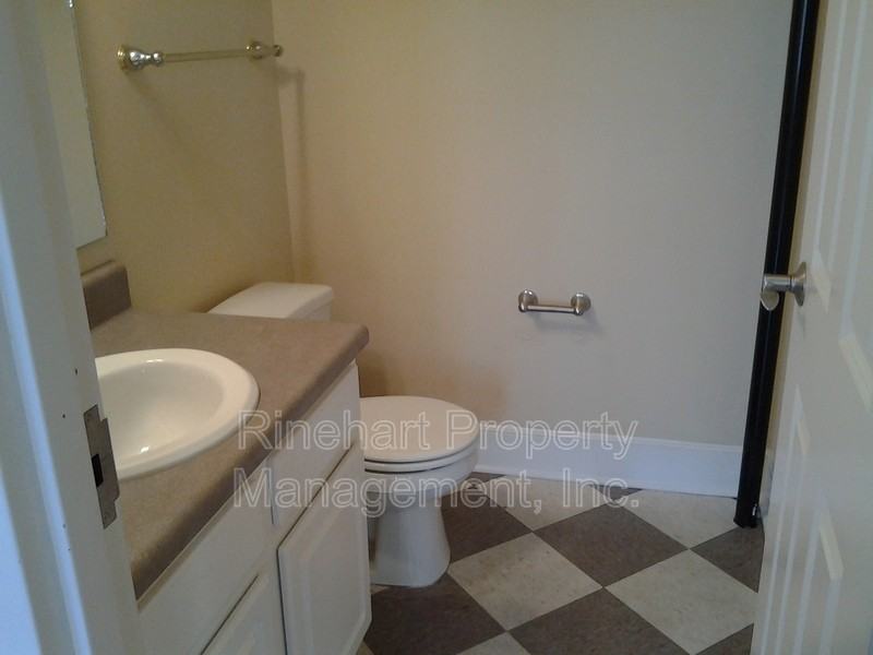 212 E Main St #201 - Photo 7 of 7