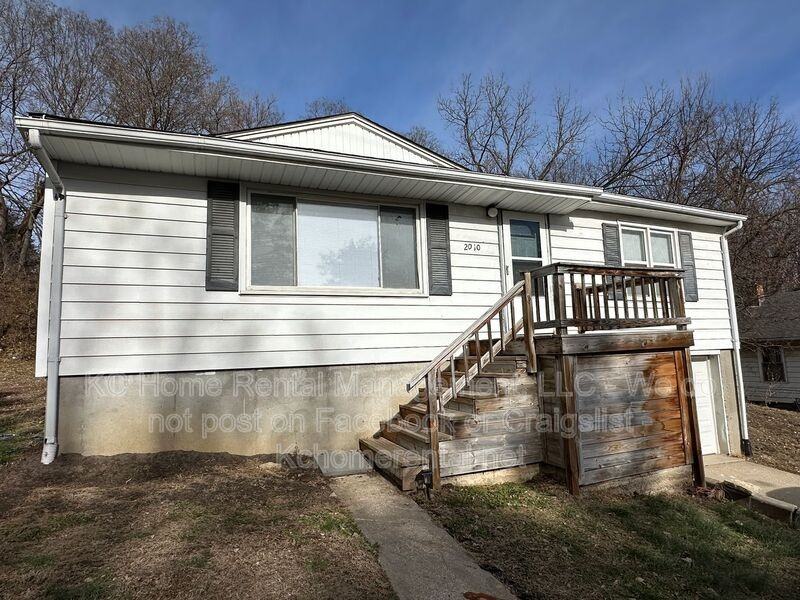 2010 Bunker Ave - Photo 2 of 38