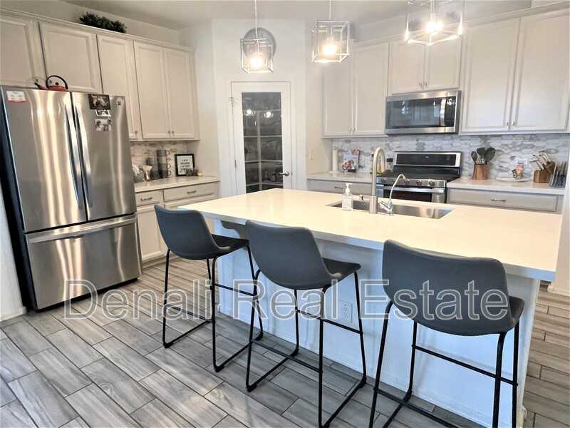 2822 West Apollo Road - Photo 6 of 22