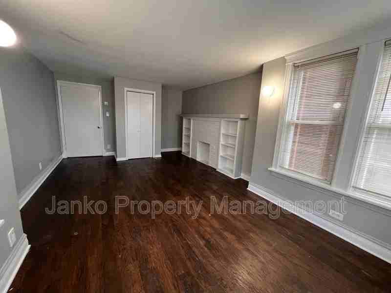 8137 South Evans Avenue #2 - Photo 3 of 10