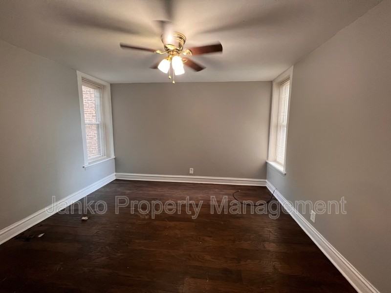 8137 South Evans Avenue #2 - Photo 6 of 10