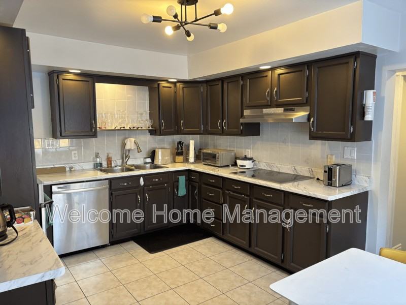 3132 Evadere Avenue - Photo 3 of 12