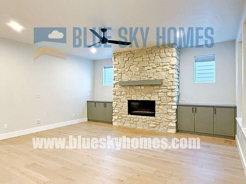 3273 S Yorktown Ln - Photo 3 of 17