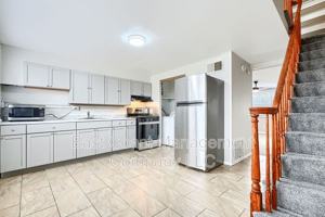featured image of 431 Caledonia Ave