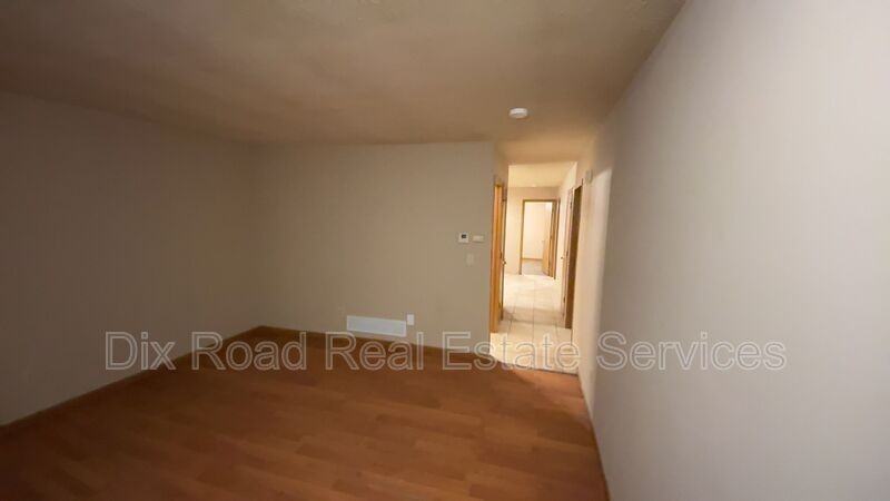 983 Trenton Road - Photo 7 of 26