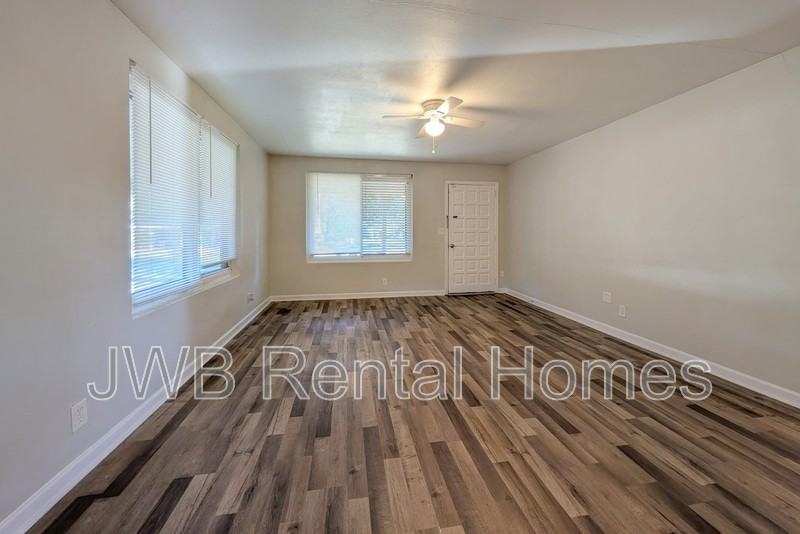 3054 Yanlee Lane - Photo 7 of 21