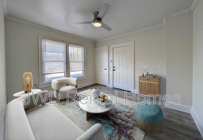 1912 Silver Street - Photo 6 of 12