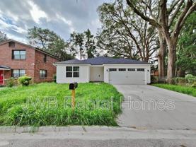 452 Malcross Avenue - Photo 1 of 1