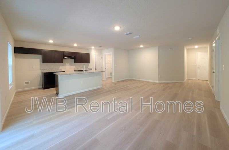 3833 Soutel Drive - Photo 5 of 18