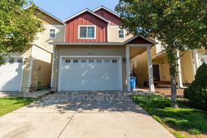 featured image of 3604 Northeast 81st Circle